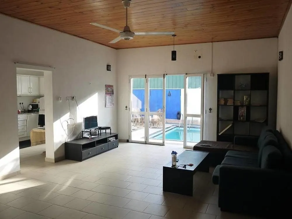 ***  Negombo Blue Villa Hotel 斯里兰卡